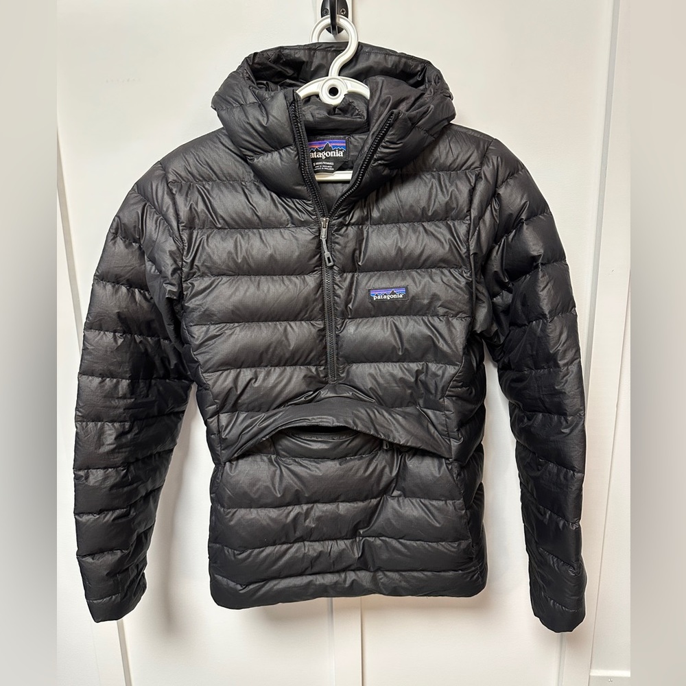 Patagonia men’s small pullover spring/fall jacket